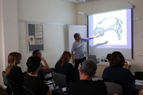  Jesús Arbués al taller que va fer a la IX Jornada Punt TIC i Presó