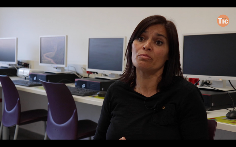 Sandra Pérez, dinamizadora del punto,