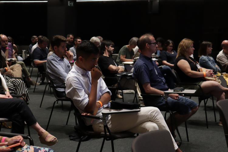 Persones dinamitzadores a la JdIS 2022