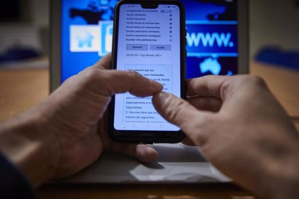 Competències digitals per a la Internacionalització Competències digitals per a la Internacionalització