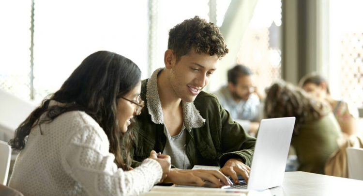 Imagen proyecto Work In Tech by INCO de la Fundación Esplai Imagen proyecto Work In Tech by INCO de la Fundación Esplai