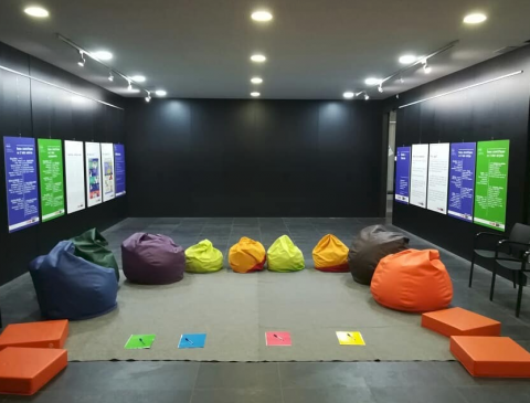 L'exposició 'Dones i Ciència' a la Biblioteca Lambert Mata