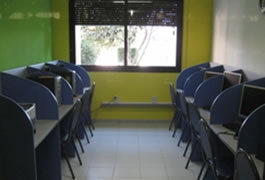 Nova sala amb ordinadors, a l'Infocentre