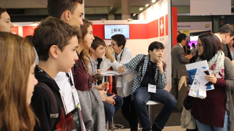 Collaborative Design for Smart Pupils