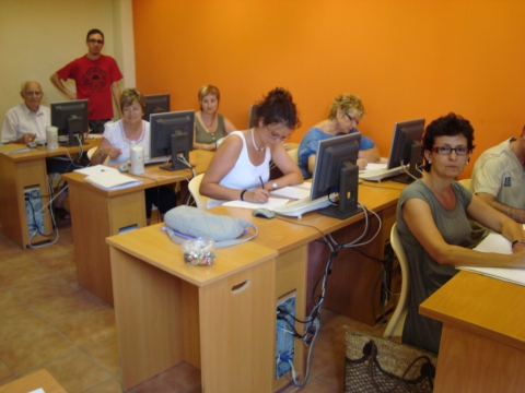 Foto d'un dels cursos al Telecolòni@