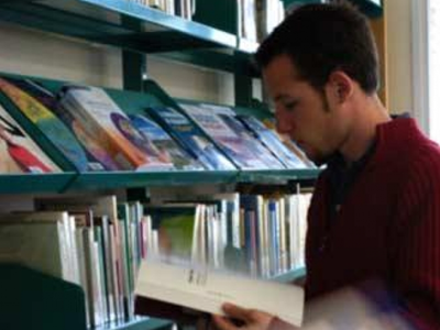 Imatge de la Biblioteca de Cardedeu Imatge de la Biblioteca de Cardedeu