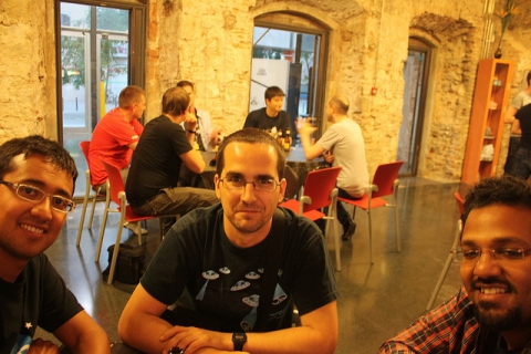 Drupal&Beers. Imatge amb llicència CC BY 2.0 de Pedro Lozano (Flickr)