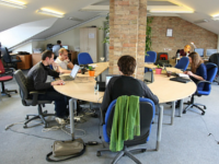 Imatge d'un espai de coworking - Autor: Mindaugas Danys (2011)