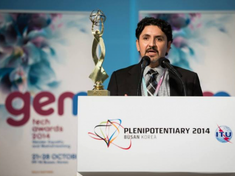 El programa Telecentre Women guanya un Premi GEM-Tech. En la foto Miguel Raimilla, director executiu de Telecentre.org El programa Telecentre Women guanya un Premi GEM-Tech. En la foto Miguel Raimilla, director executiu de Telecentre.org