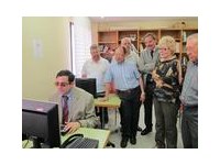 Curs d’introducció a la informàtica i a la navegació per Internet que té per objectiu integrar a persones amb deficiències visuals