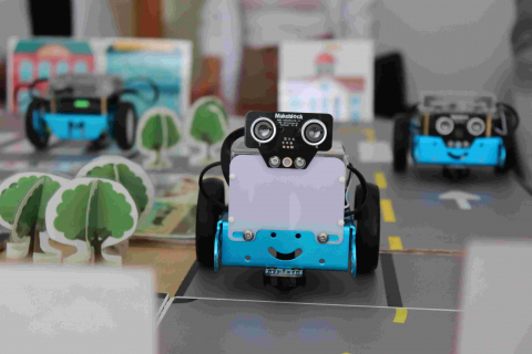 Taller de robòtica educativa a la Jornada Punt TIC i Presó 2019