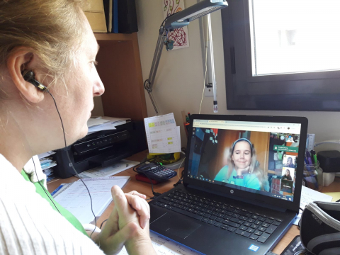 Equips de nenes i mentores de la Technovation Girls Catalonia segueixen treballant de manera virtual