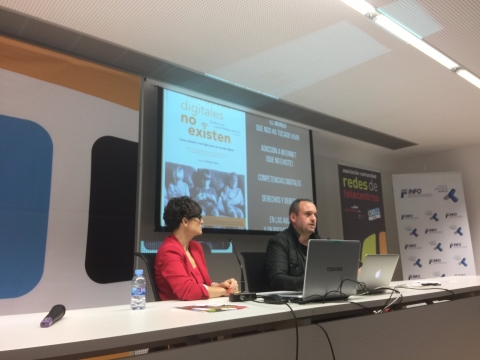 XVI encuentro de la Comunidad Redes de Telecentros XVI encuentro de la Comunidad Redes de Telecentros